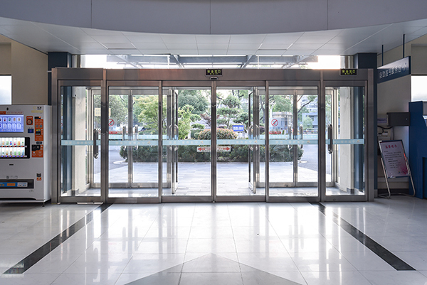 成都電動玻璃門多少錢